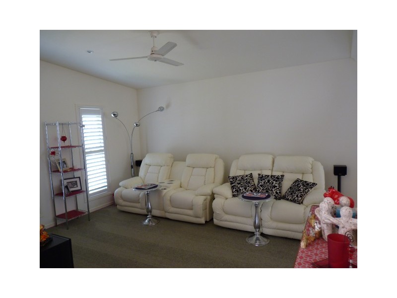 10 Duke Court, Urraween QLD 4655