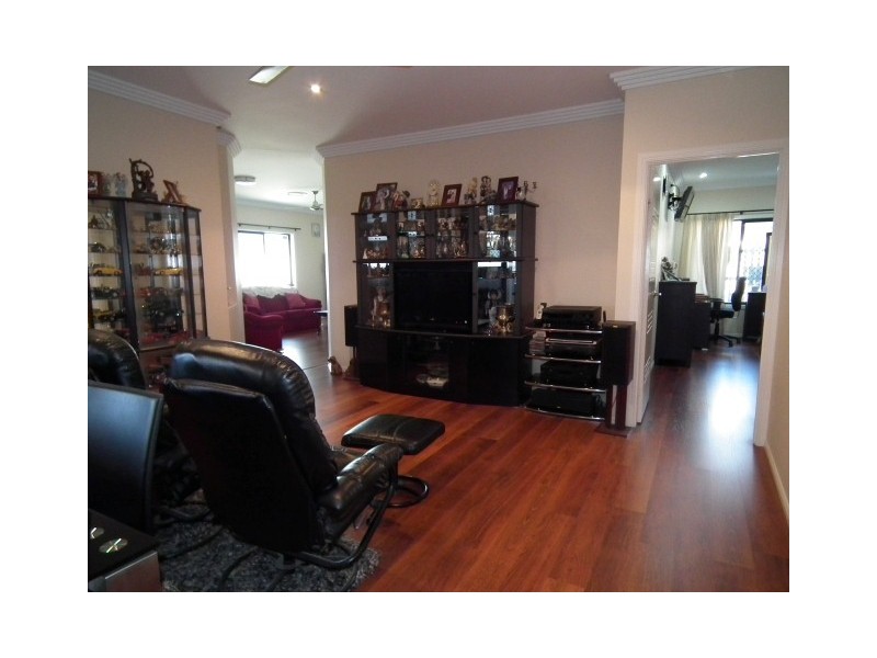 2 Kemble Way, Urraween QLD 4655