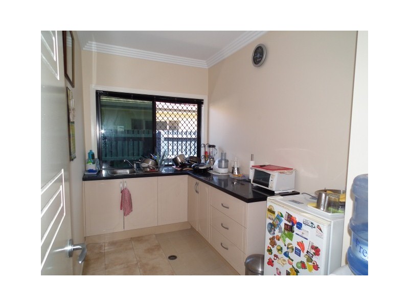 2 Kemble Way, Urraween QLD 4655