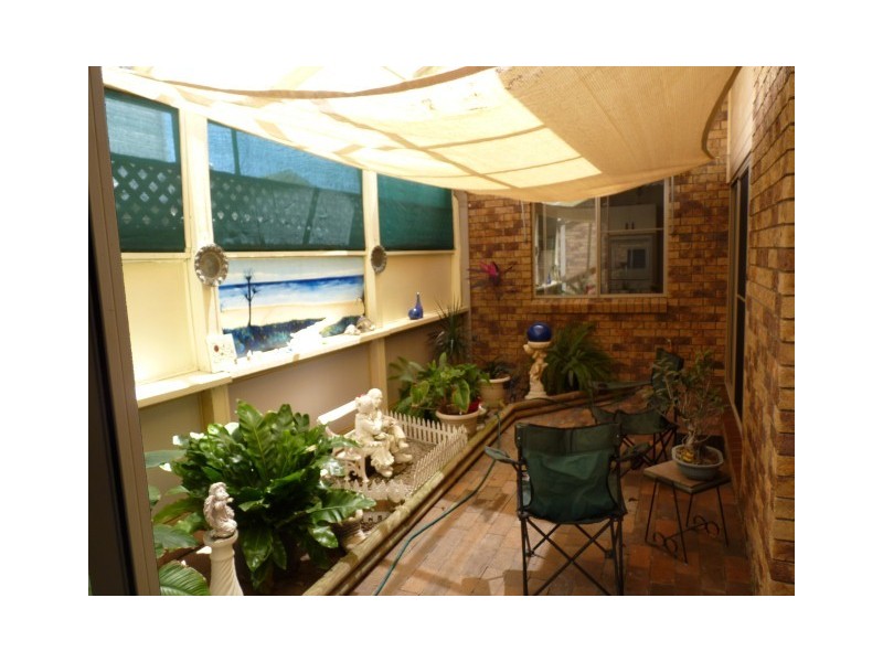 9 Woodland Close, Torquay QLD 4655