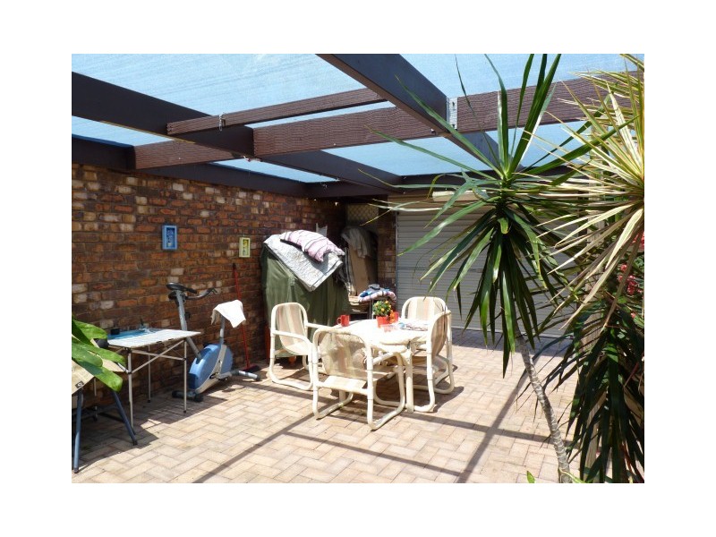 9 Woodland Close, Torquay QLD 4655