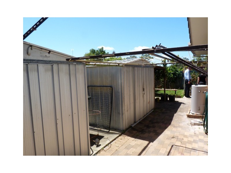 9 Woodland Close, Torquay QLD 4655