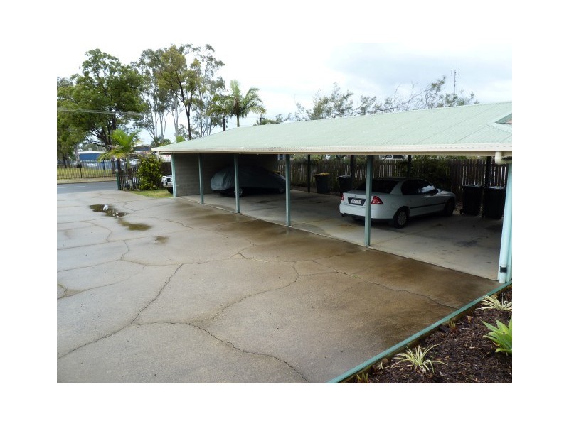 53 Beach Road, Pialba QLD 4655