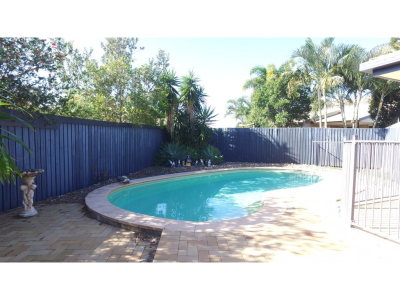 72 Pembridge Circuit, Urraween QLD 4655
