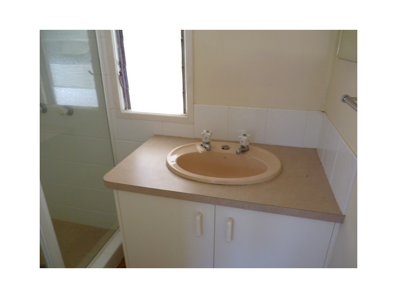 83 Cypress St, Torquay QLD 4655