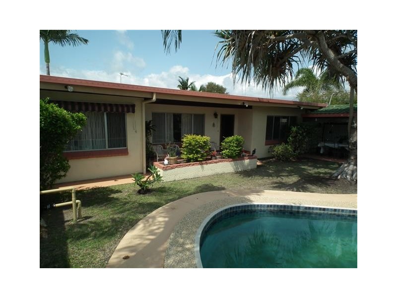 2 Mylne Court, Torquay QLD 4655