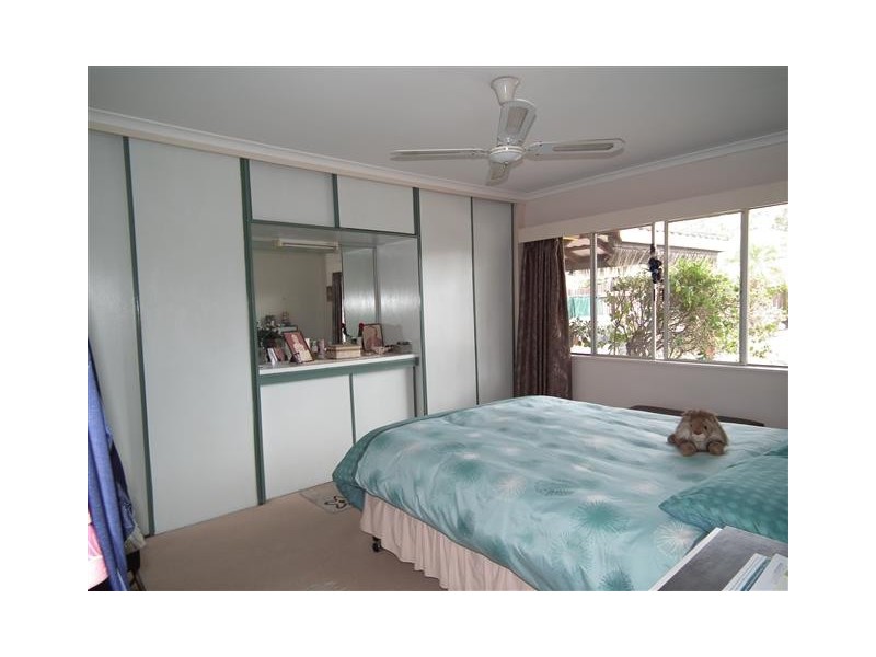 2 Mylne Court, Torquay QLD 4655