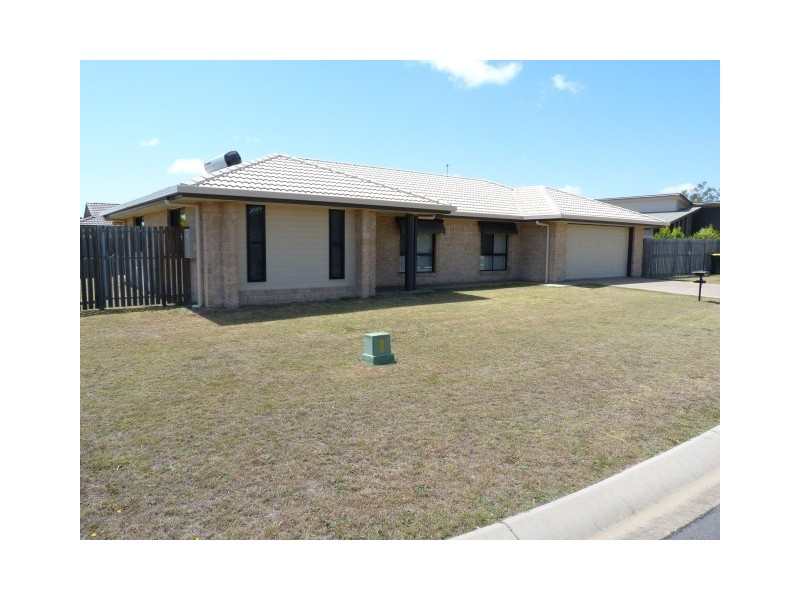 4 Chelsea Court, Urraween QLD 4655