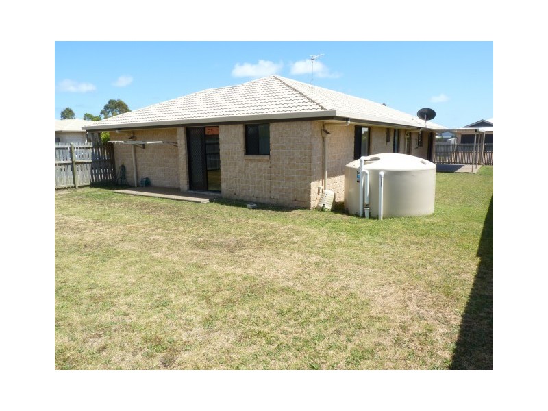 4 Chelsea Court, Urraween QLD 4655