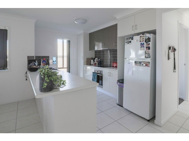 62 Bay Park Road, Wondunna QLD 4655