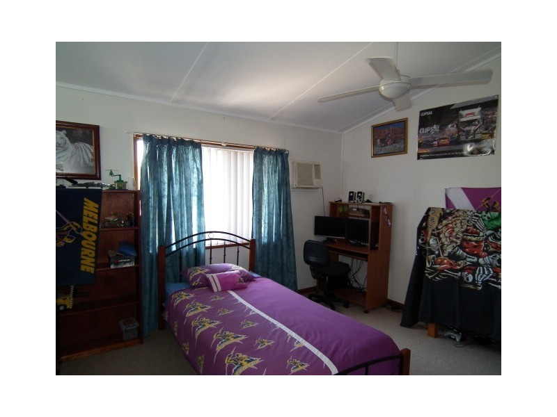 44 Hythe Street, Pialba QLD 4655