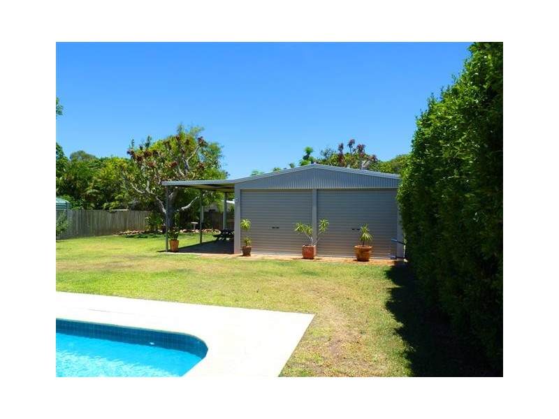 31 Long Street, Point Vernon QLD 4655