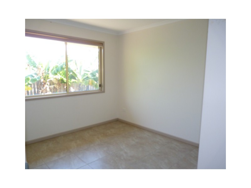 8 Franklin St, Urraween QLD 4655