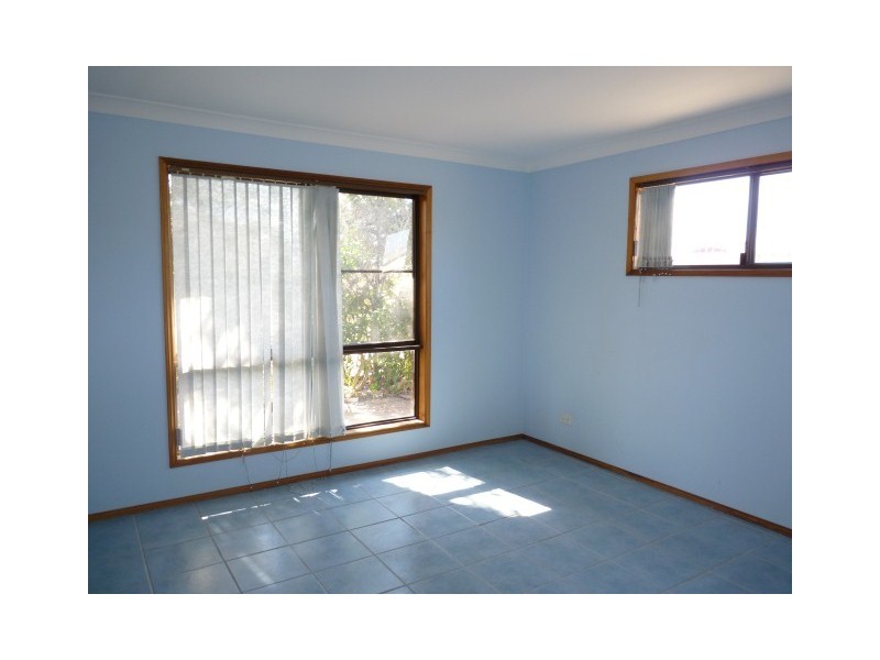 8 Franklin St, Urraween QLD 4655