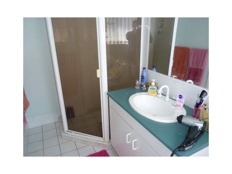11 Wuruma Street, Scarness QLD 4655