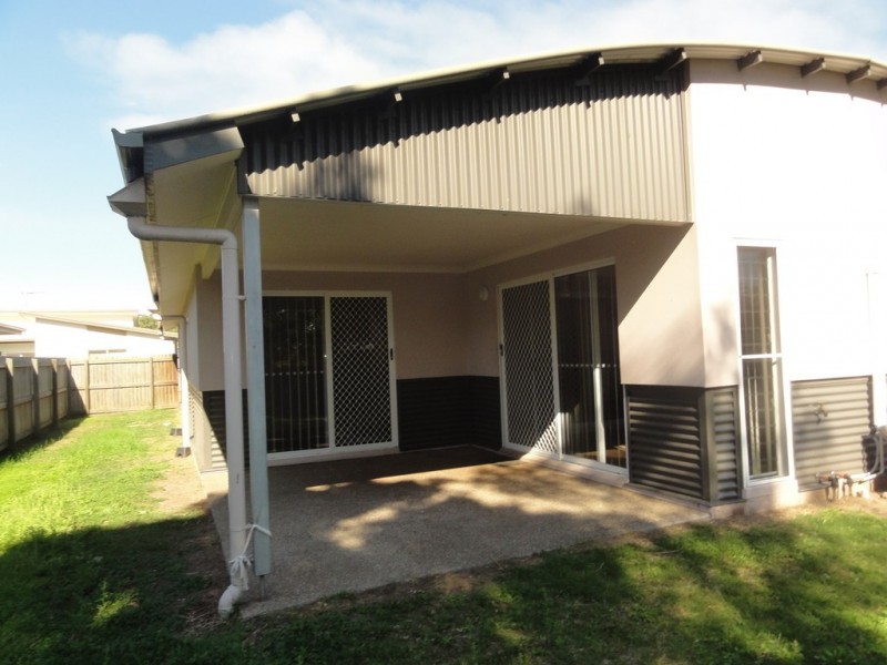 7 Aqua Court, Toogoom QLD 4655