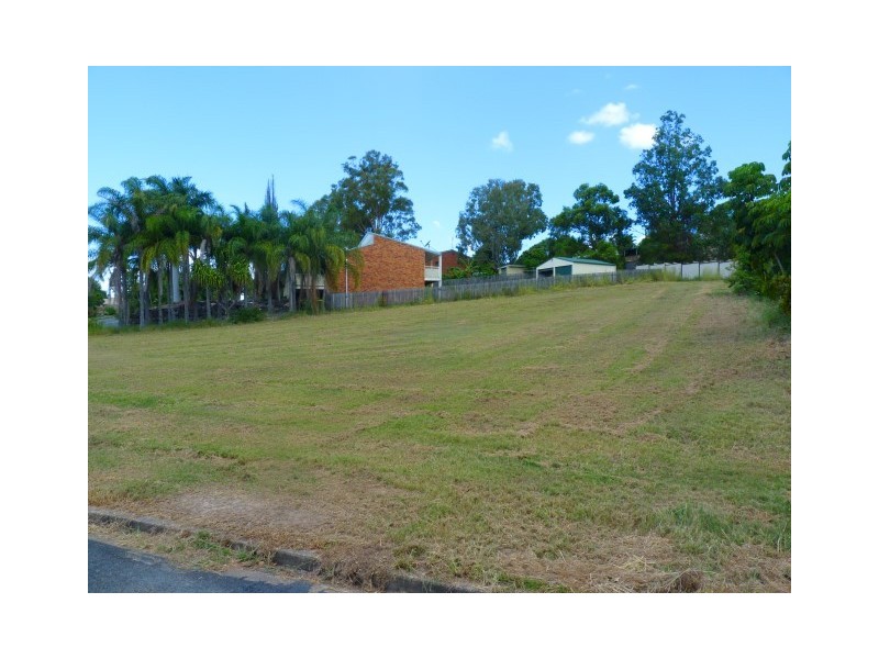 2 Andersen Avenue, Urraween QLD 4655