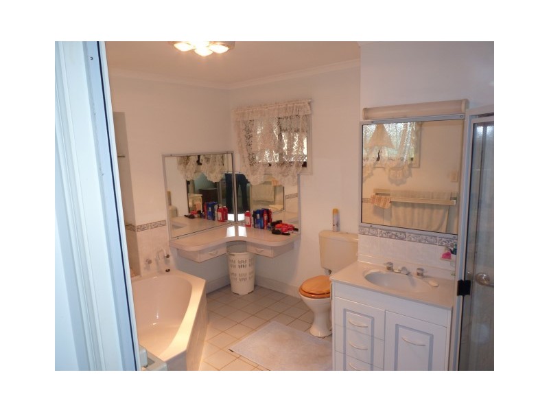 22 Kent Street, Torbanlea QLD 4662