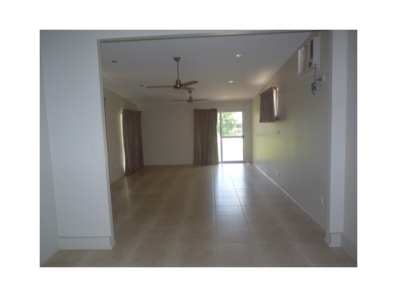 26 Corfield Street, Point Vernon QLD 4655