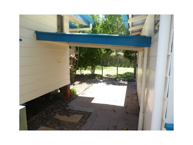 33 Totness Street, Torquay QLD 4655