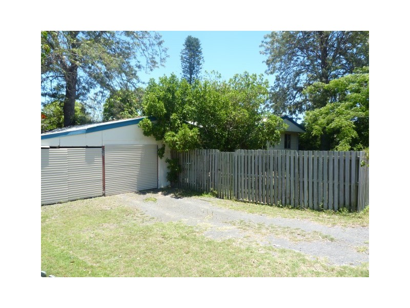 33 Totness Street, Torquay QLD 4655