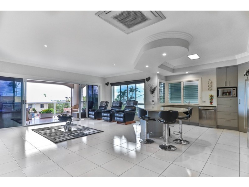30 Jacobsen Outlook, Urraween QLD 4655