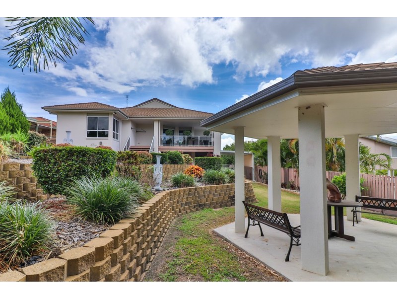 30 Jacobsen Outlook, Urraween QLD 4655