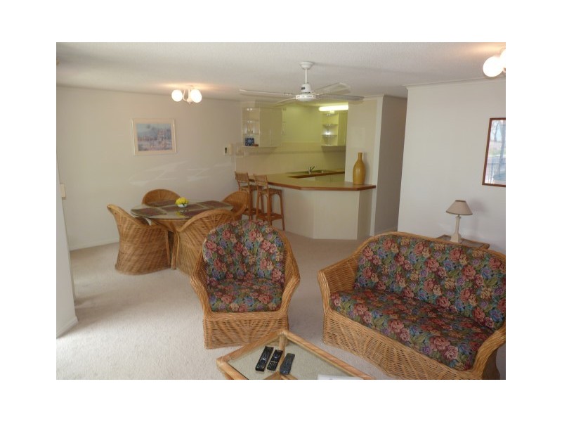 4/367 Esplanade, Scarness QLD 4655