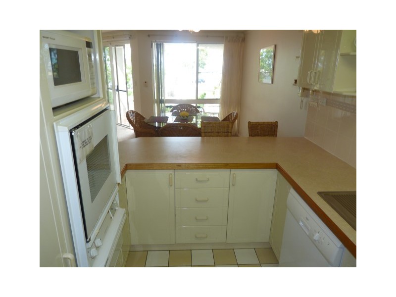 4/367 Esplanade, Scarness QLD 4655