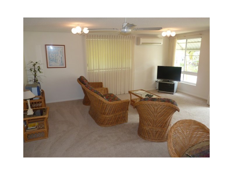 4/367 Esplanade, Scarness QLD 4655