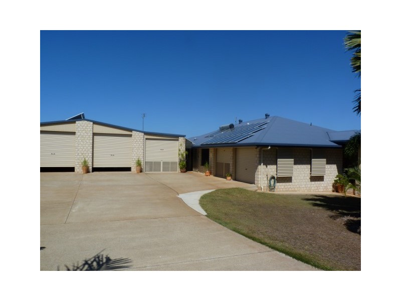 1 Bromiley Court, Dundowran QLD 4655