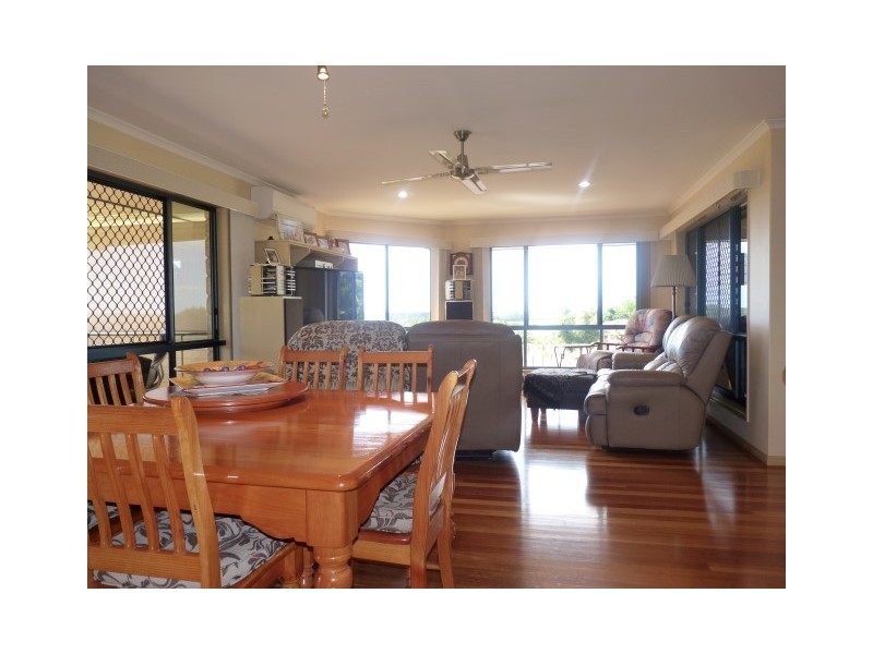1 Bromiley Court, Dundowran QLD 4655