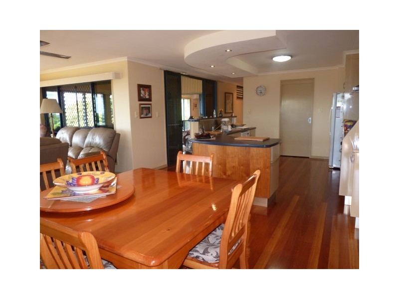 1 Bromiley Court, Dundowran QLD 4655