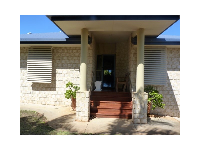 1 Bromiley Court, Dundowran QLD 4655