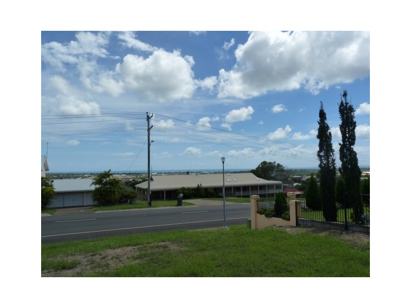 108 Christensen Street, Urraween QLD 4655