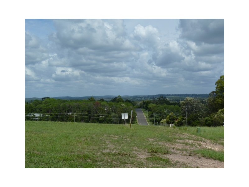 108 Christensen Street, Urraween QLD 4655