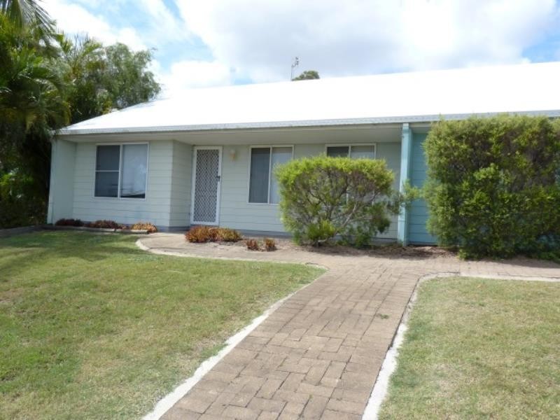 4/11 Doolong Rd, Kawungan QLD 4655