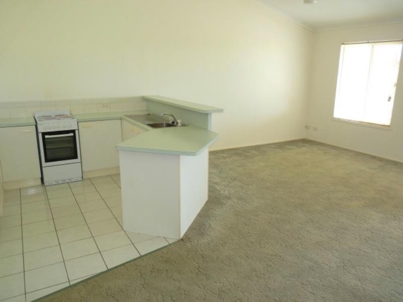 4/11 Doolong Rd, Kawungan QLD 4655