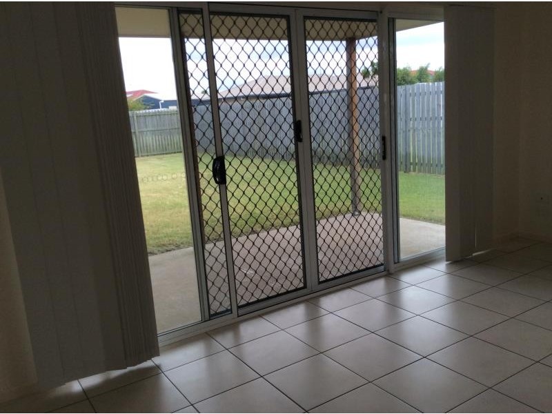 82 Endeavour Way, Eli Waters QLD 4655