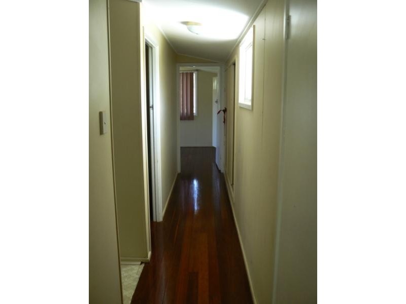 1A/110 Freshwater Street, Torquay QLD 4655