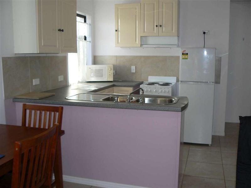 2/158 Cypress Street, Urangan QLD 4655