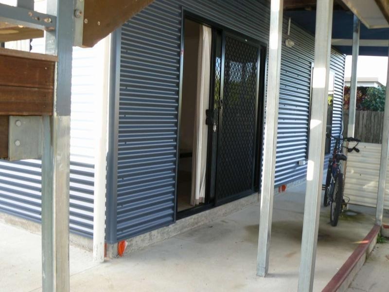 2/158 Cypress Street, Urangan QLD 4655