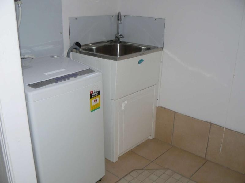 2/158 Cypress Street, Urangan QLD 4655