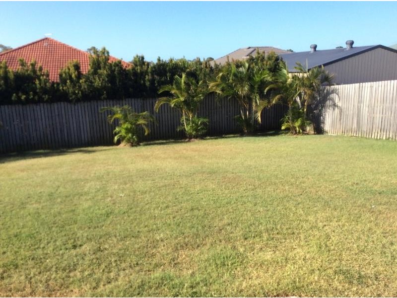 13 Bayswater Drive, Urraween QLD 4655