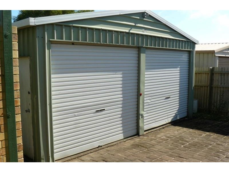 83 Hansen Street, Urangan QLD 4655