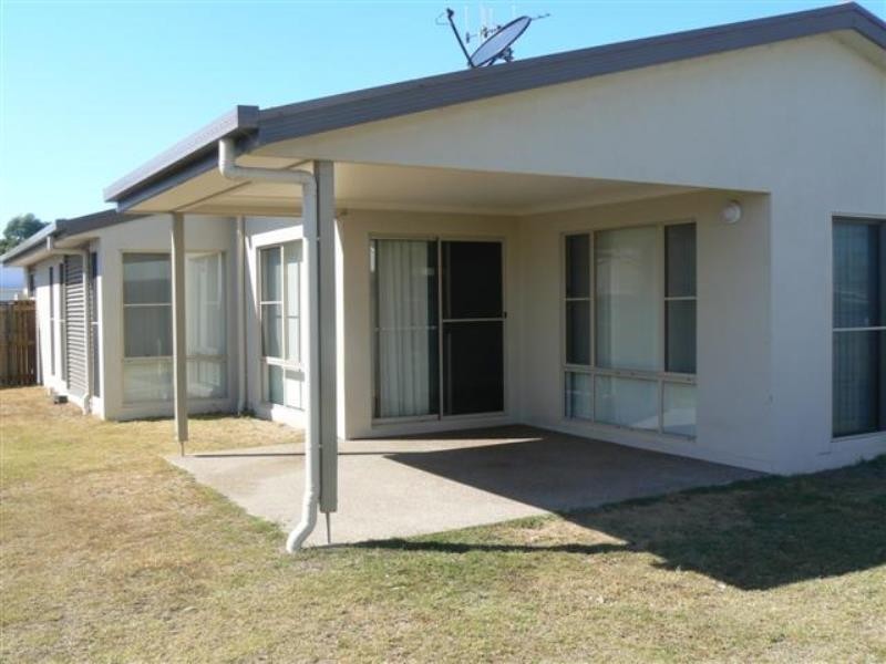 9 Swan View Court, Toogoom QLD 4655
