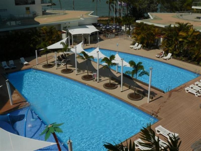 312/569 Esplanade, Urangan QLD 4655