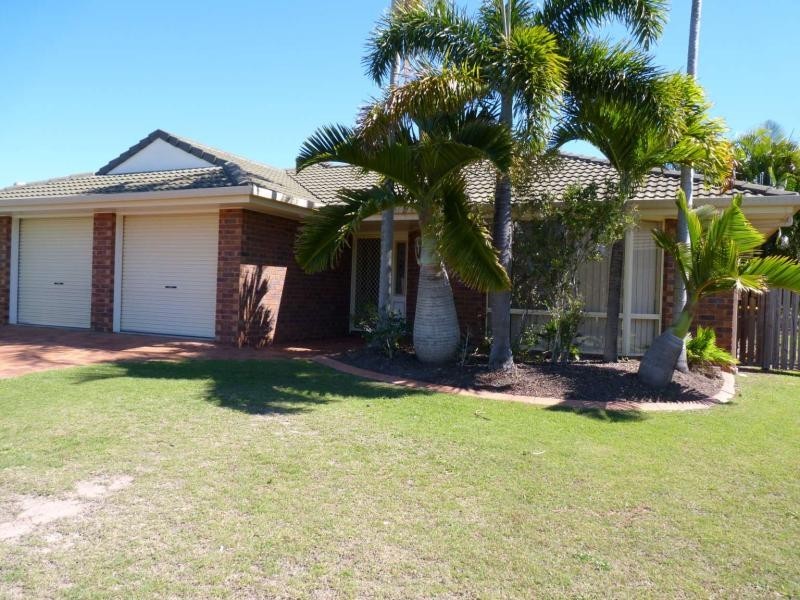 39 Merlin Drive, Urangan QLD 4655