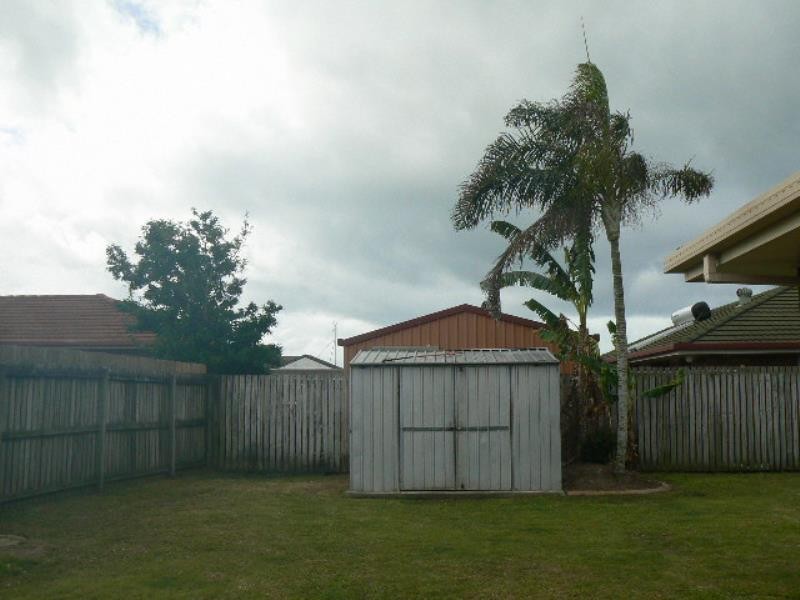 39 Merlin Drive, Urangan QLD 4655