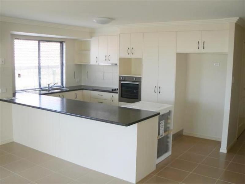 17 Picadilly Circuit, Urraween QLD 4655